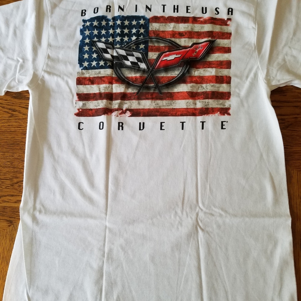 Corvette C5 t-shirt license by GM.